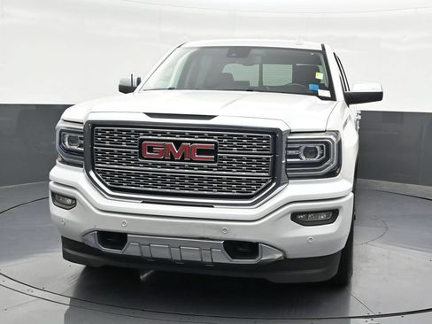 Used 2017 GMC Sierra 1500 Denali RWD image 9