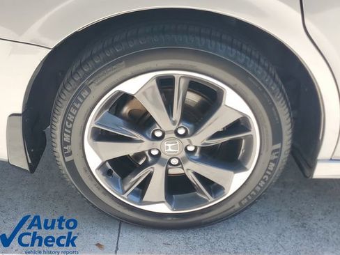 Used 2022 Honda Odyssey Elite image 7