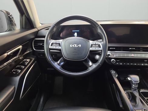 Used 2025 Kia Telluride S AWD/4WD image 14