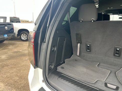 Used 2022 Chevrolet Tahoe LS w/ Driver Alert Package RWD image 15