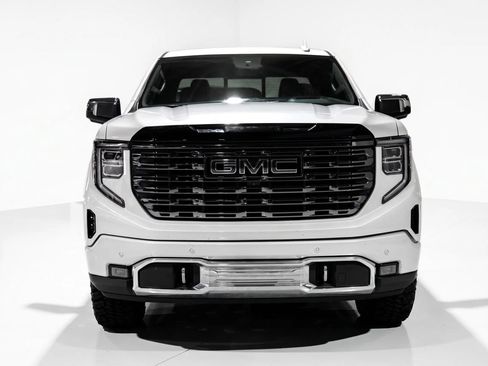 Used 2025 GMC Sierra 1500 Denali Ultimate AWD/4WD image 2