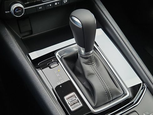 New 2025 MAZDA CX-5 AWD 2.5 S w/ Preferred Package image 13