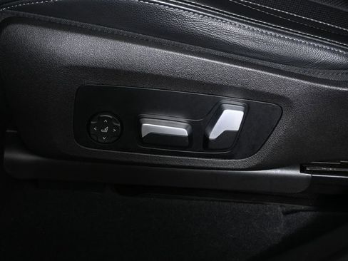 Certified 2023 BMW X3 xDrive30i w/ Premium Package image 28