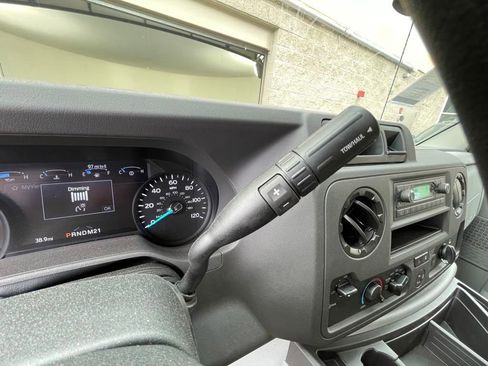 New 2024 Ford E-450 and Econoline 450 Super Duty w/ Driver's Safety Package RWD image 25