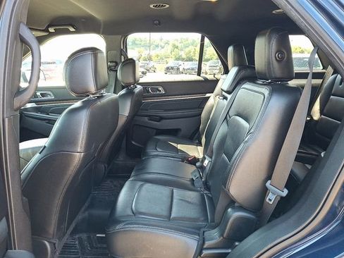 Used 2017 Ford Explorer Limited AWD/4WD image 10
