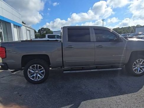 Used 2017 Chevrolet Silverado 1500 LT w/ All Star Edition AWD/4WD image 10