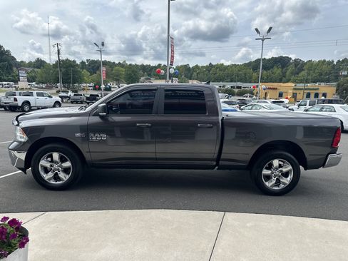 Used 2019 RAM 1500 Big Horn AWD/4WD image 5