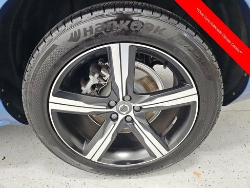 Used 2019 Volvo XC90 T5 R-Design w/ Advanced Package image 10