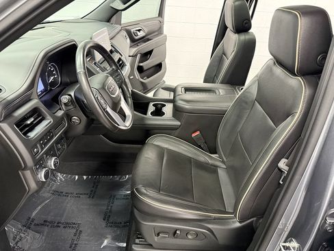 Used 2021 GMC Yukon SLT w/ SLT Luxury Plus Package AWD/4WD image 11