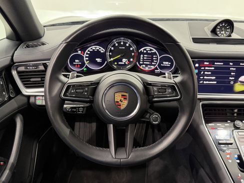 Certified 2023 Porsche Panamera 4 image 44