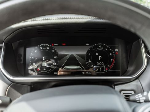 Used 2022 Land Rover Range Rover Sport HST image 15