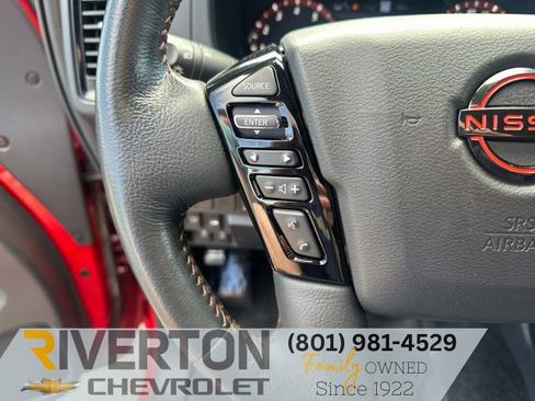 Used 2023 Nissan Frontier PRO-4X AWD/4WD image 4