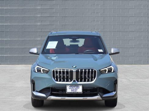 Used 2024 BMW X1 xDrive28i w/ Premium Package image 3