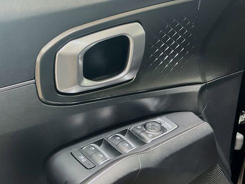 Used 2022 Kia Sorento S FWD image 18