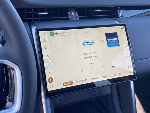 New 2025 Land Rover Discovery Sport S image 8