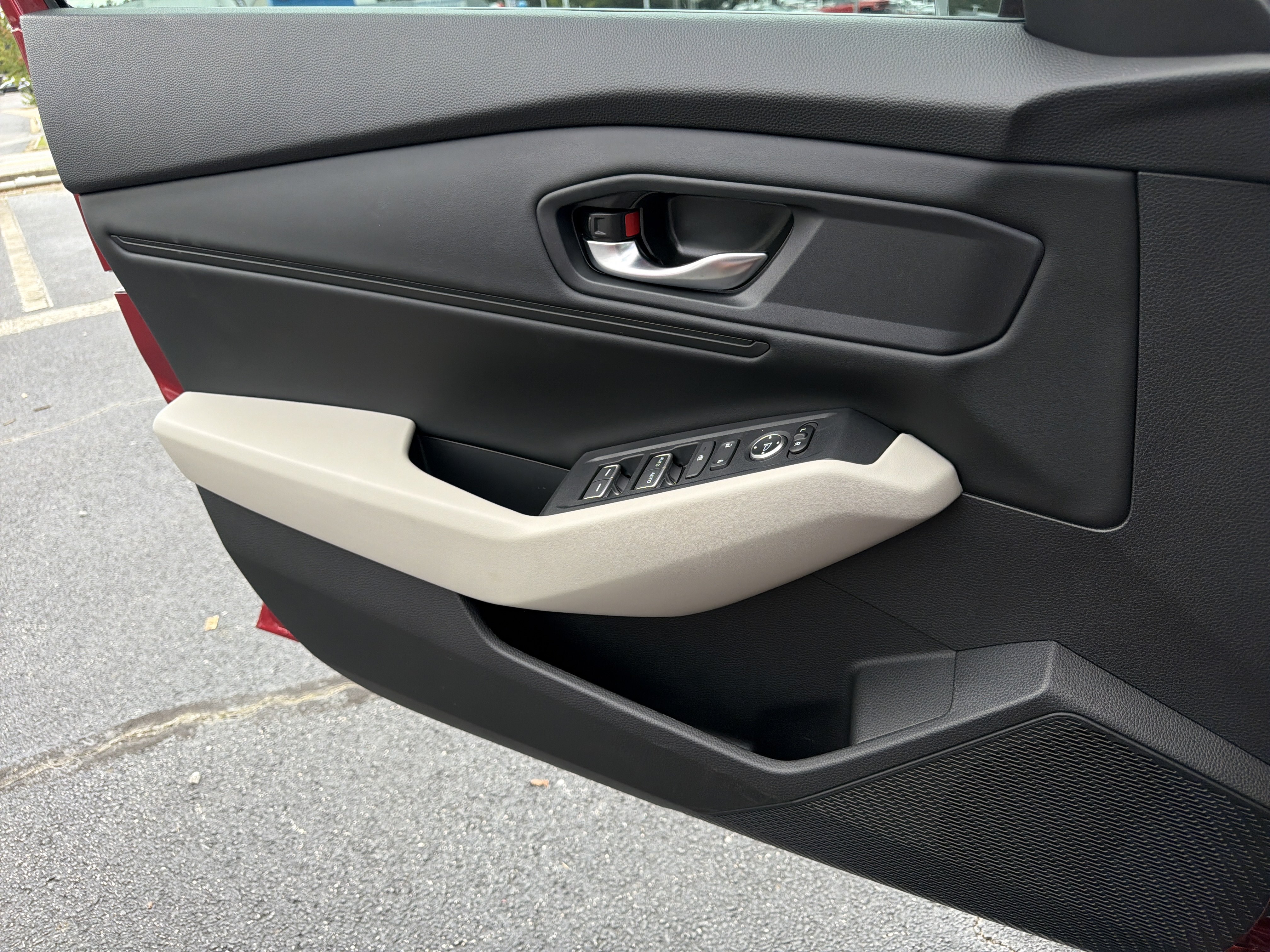 Used 2024 Honda Accord EX image 27