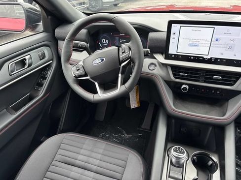 New 2026 Ford Explorer ST-Line AWD/4WD image 15