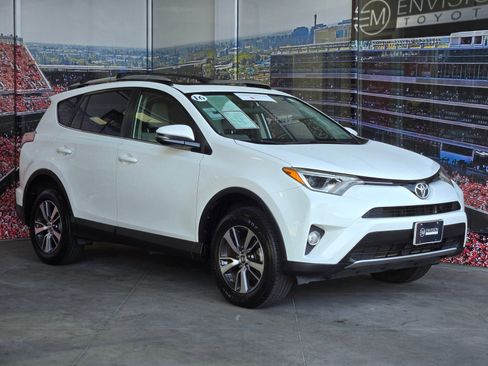 Certified 2016 Toyota RAV4 XLE image 1