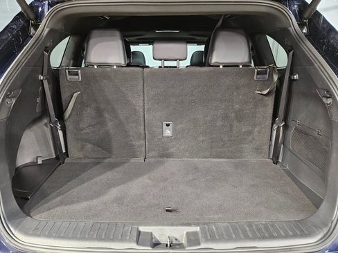 Used 2025 Toyota Highlander XSE AWD/4WD image 18