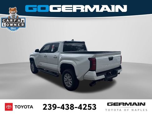 Used 2025 Toyota Tacoma SR5 RWD image 7