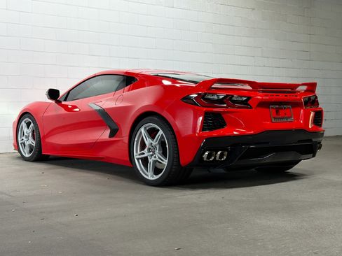 Used 2023 Chevrolet Corvette Stingray Coupe w/ Z51 Performance Package RWD image 3