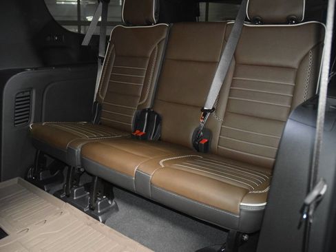 Used 2025 GMC Yukon XL Denali Ultimate w/ LPO, Floor Liner Package AWD/4WD image 45