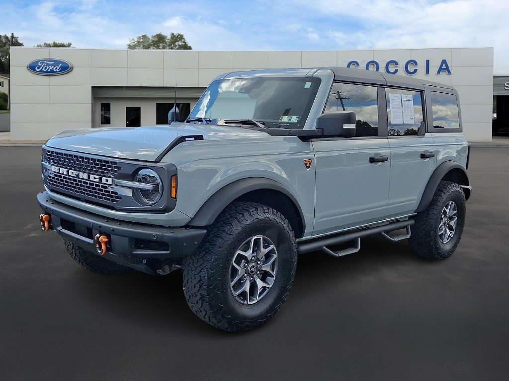 Certified 2023 Ford Bronco Badlands AWD/4WD image 1