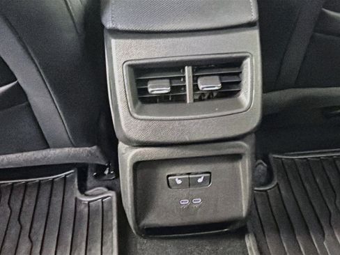 Used 2024 Chevrolet Equinox EV RS w/ Active Safety Package 3 FWD image 28