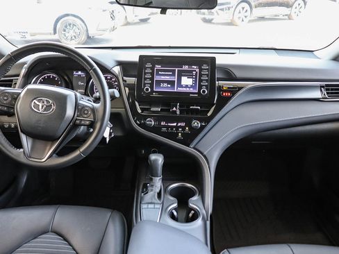 Used 2023 Toyota Camry SE w/ Protection Package (Q2) (TMS) FWD image 14