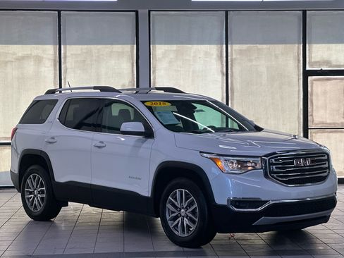 Used 2018 GMC Acadia SLE w/ Driver Alert Package I FWD image 1