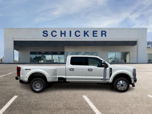 Used 2026 Ford F450 Lariat w/ Lariat Ultimate Package AWD/4WD image 2