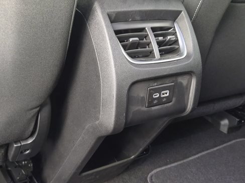 New 2026 Chevrolet Blazer LT w/ Convenience Package FWD image 32
