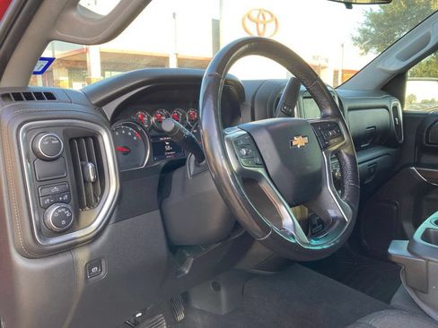 Used 2020 Chevrolet Silverado 1500 LT w/ Texas Edition RWD image 8