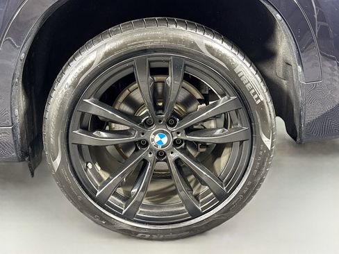 Used 2019 BMW X6 sDrive35i w/ M Sport Package image 40