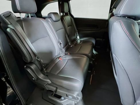 Used 2025 Honda Odyssey Sport-L image 25