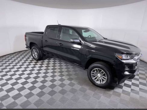 Certified 2023 Chevrolet Colorado LT w/ LT Convenience Package image 4