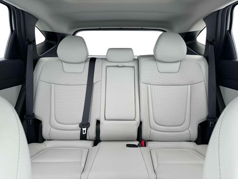 New 2026 Hyundai Tucson Limited AWD/4WD image 16