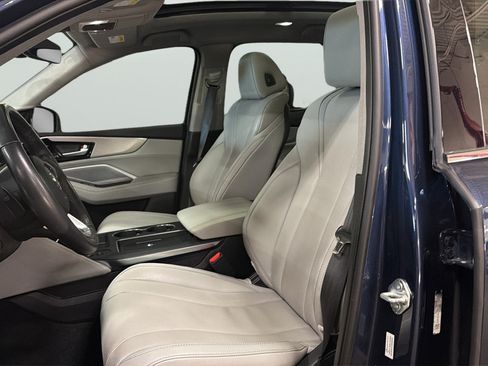 Used 2025 Acura MDX SH-AWD w/ Technology Package image 23