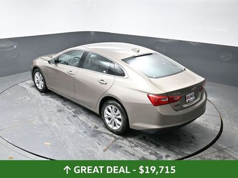 Used 2025 Chevrolet Malibu LT image 48