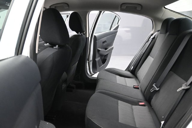 Used 2025 Nissan Sentra SV FWD image 16