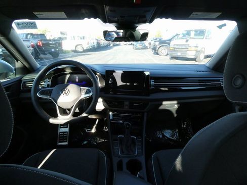 New 2026 Volkswagen Jetta Sport FWD image 32