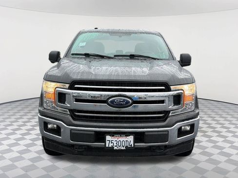 Used 2018 Ford F150 XLT image 2