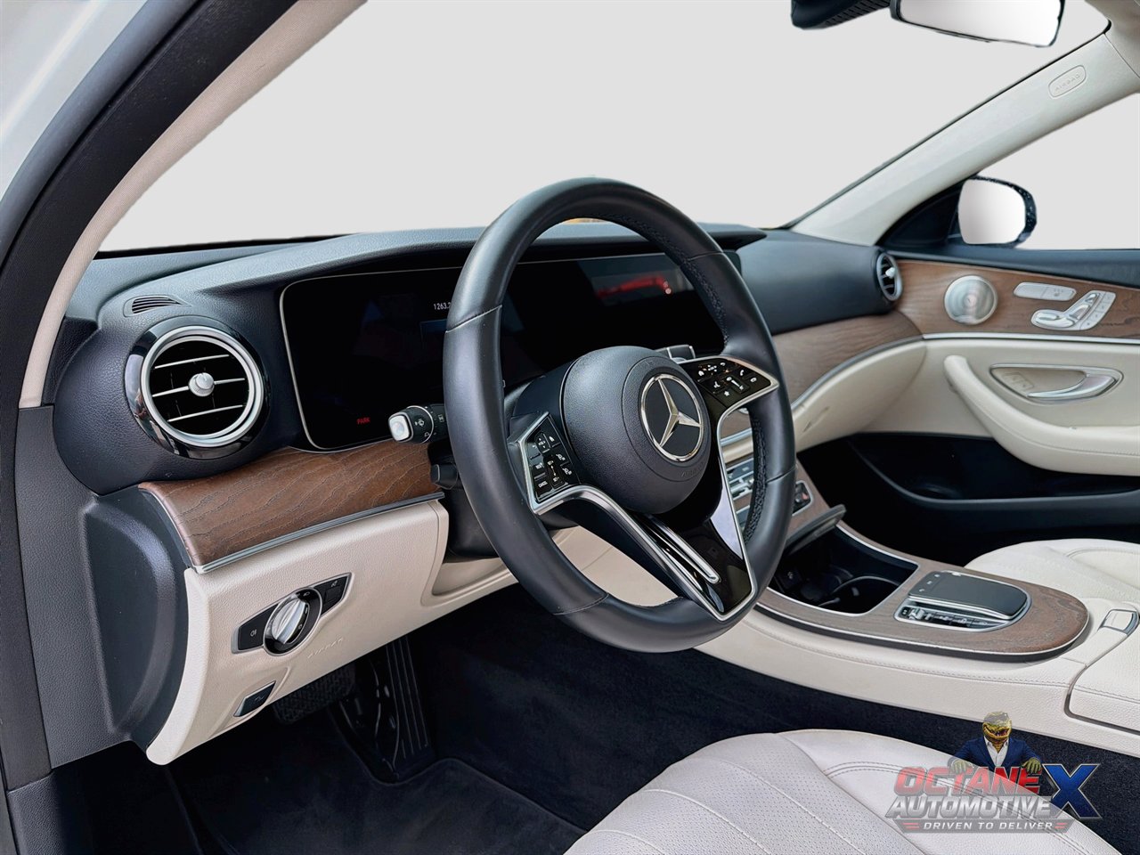 Used 2022 Mercedes-Benz E 350 Sedan image 9