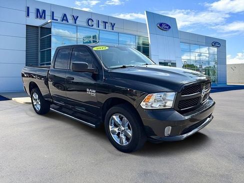 Used 2019 RAM 1500 Express AWD/4WD image 1