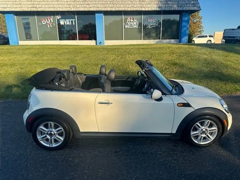 Used 2013 MINI Cooper Convertible image 14