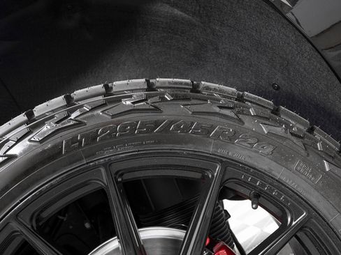 Used 2026 Cadillac Escalade V image 40