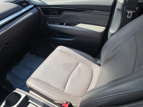 Used 2021 Honda Odyssey Touring image 16