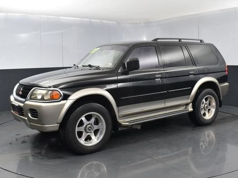 Used 2001 Mitsubishi Montero Sport XLS AWD/4WD image 5