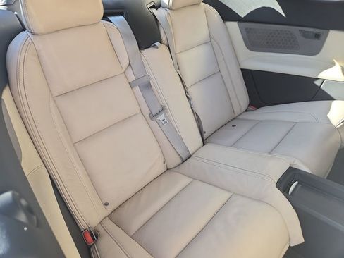 Used 2011 Volvo C70 T5 image 25