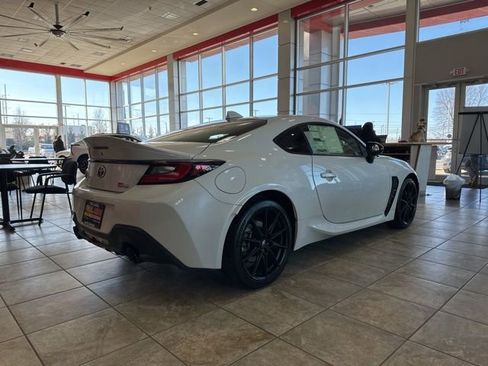 New 2026 Toyota GR86 Premium image 7